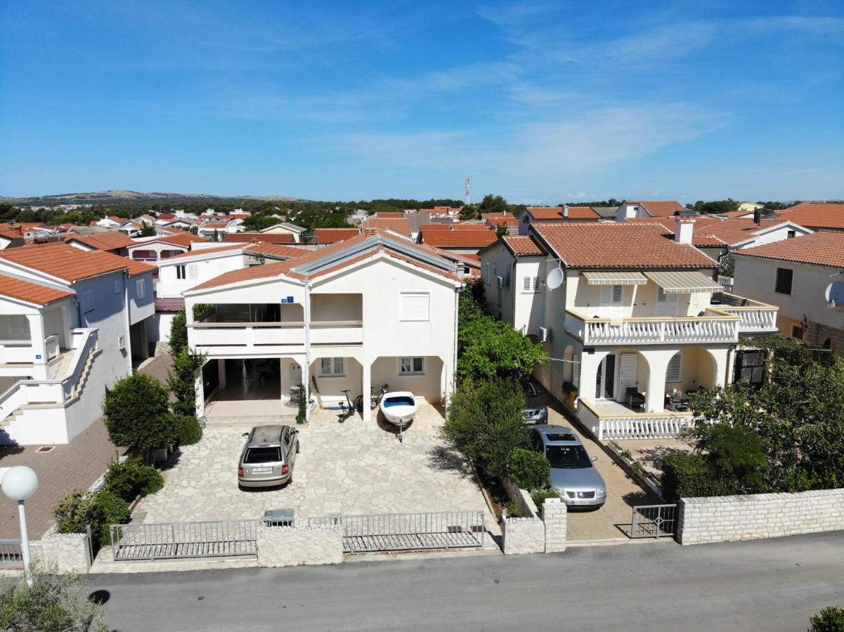 Apartament Davorka Vir